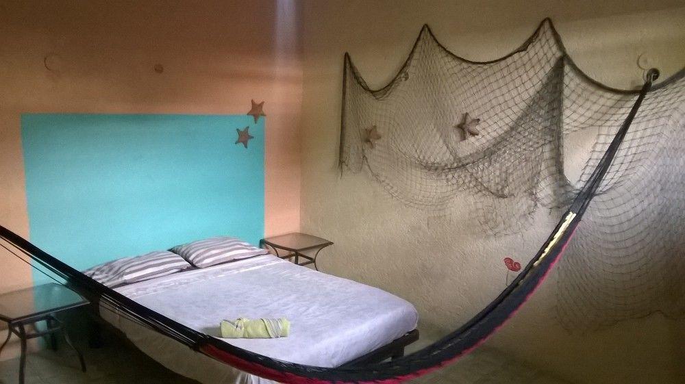 Mayan Hostel Cancun Exterior photo