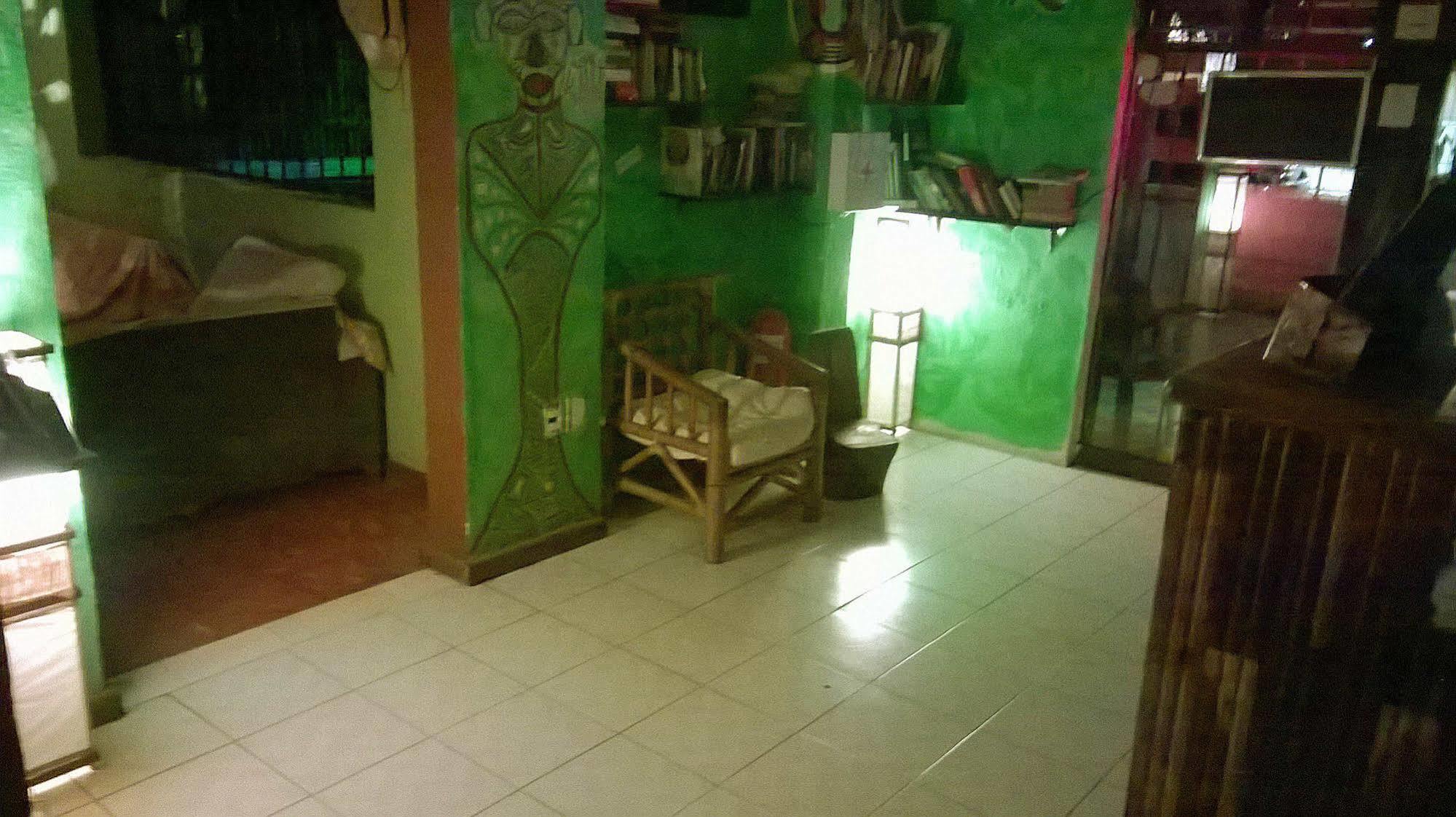 Mayan Hostel Cancun Exterior photo