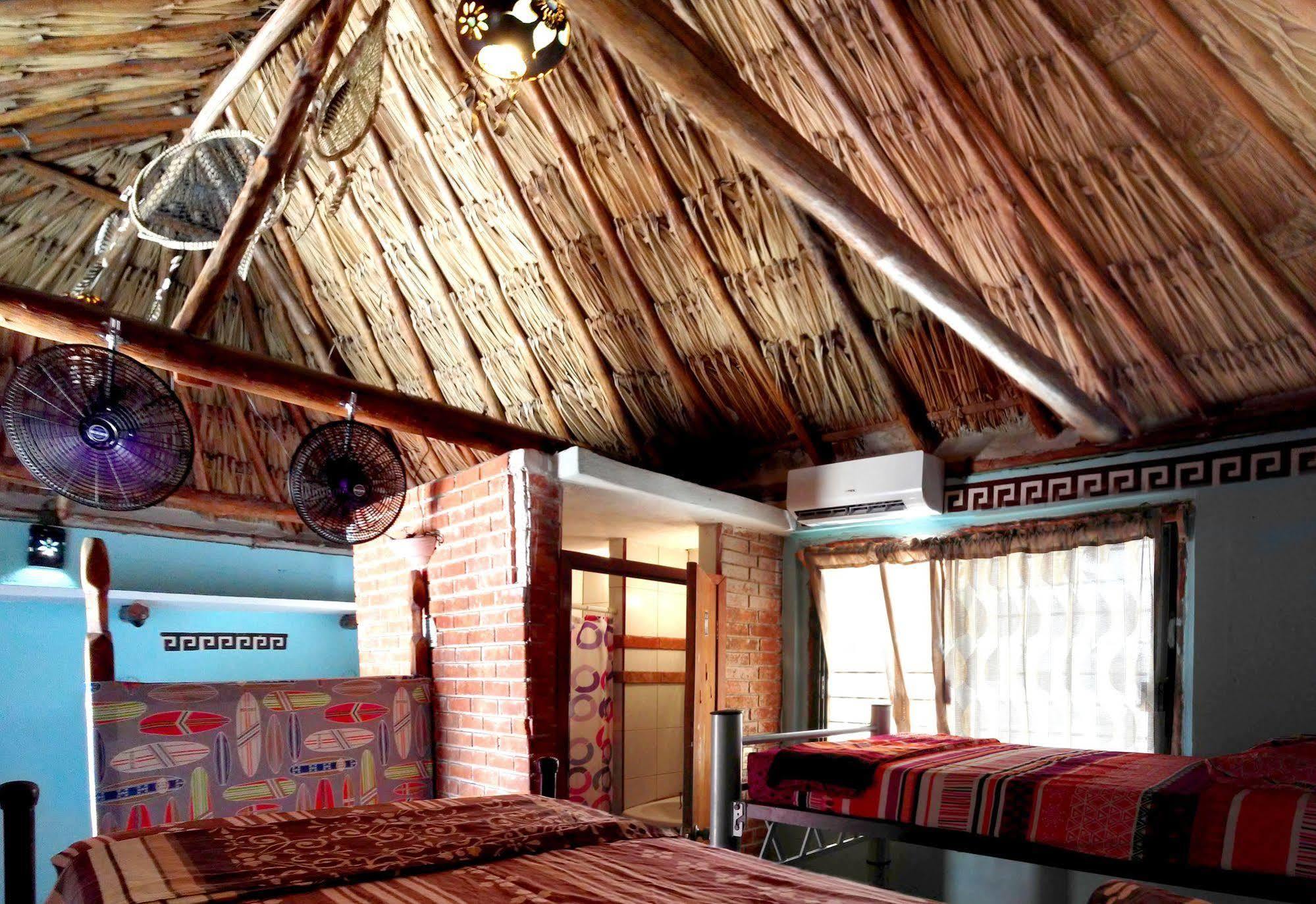 Mayan Hostel Cancun Exterior photo