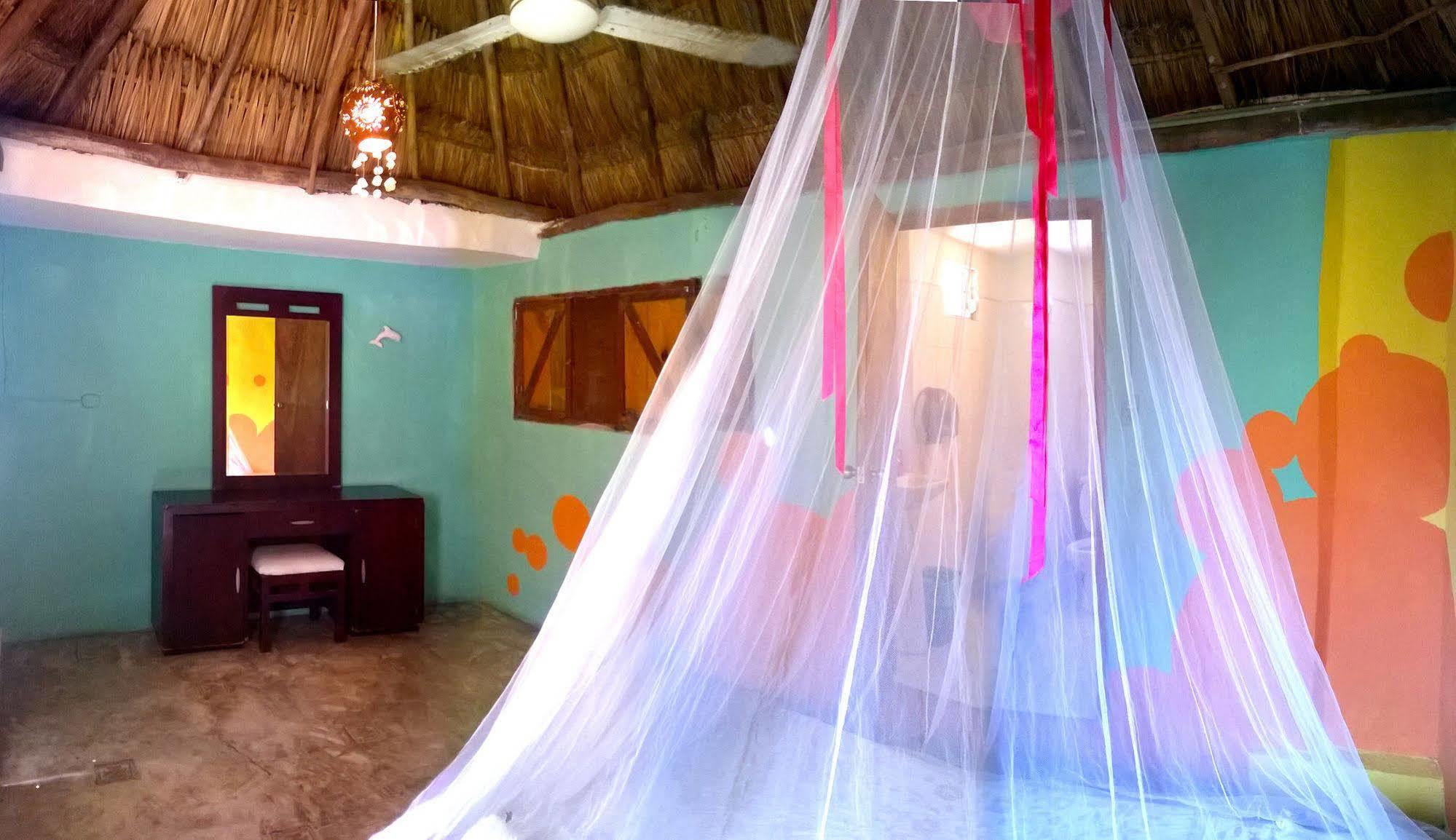 Mayan Hostel Cancun Exterior photo